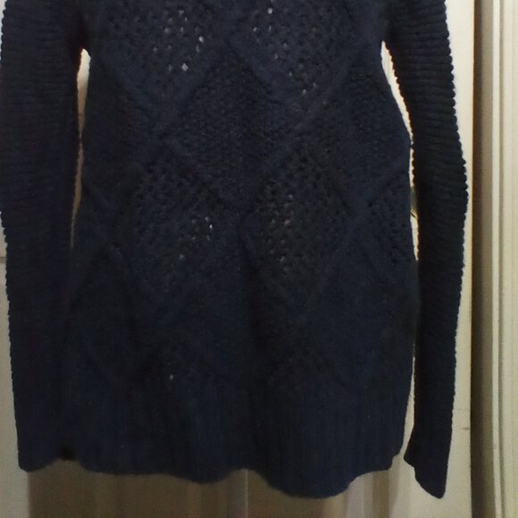American Eagle Outfitters Sweater - Picture 3 of 5